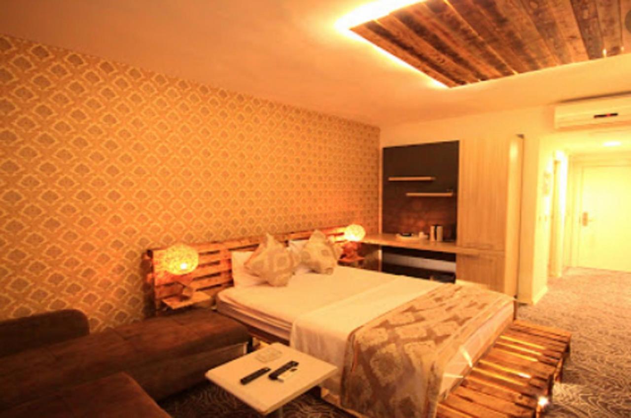 The Tuyap Ozyurtlarsuites Istanbul Eksteriør billede